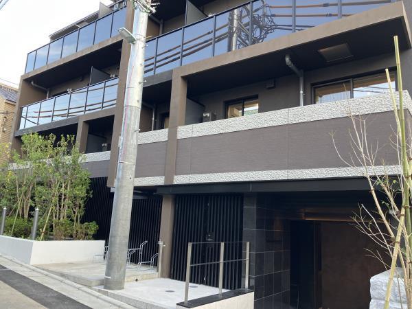 建物外観（別角度）
